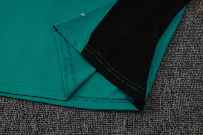 Liverpool Training Jersey 25/26