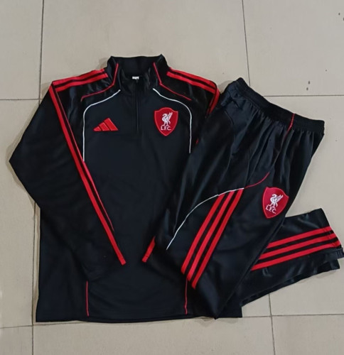Liverpool Kids Training Suit 25/26