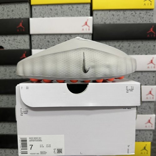 Nike Mind 001 Recovery Slide Light