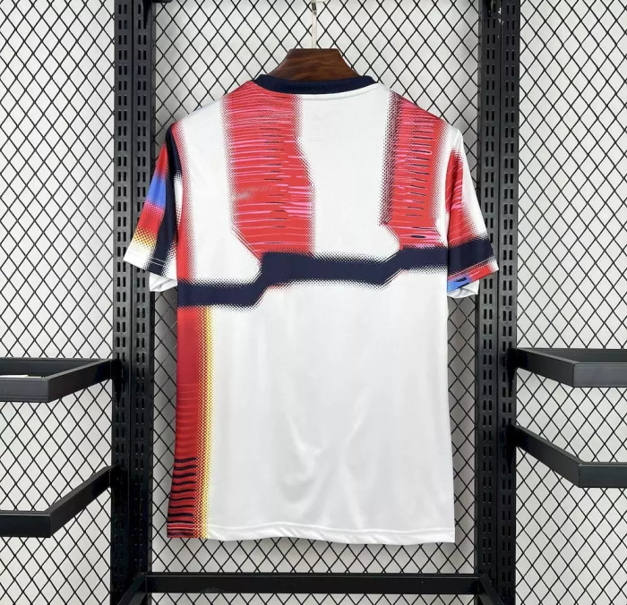 Bayern Munich Pre-match Training Man Jersey 25/26