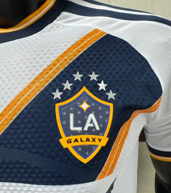 LA Galaxy Home Player Man Jersey 26/27