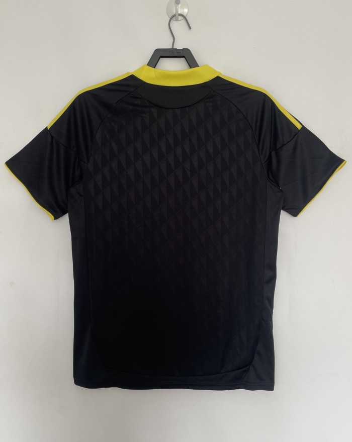 Liverpool Third Retro Jersey 2010/11