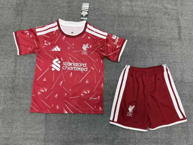 Liverpool Home Kids Suit 26/27