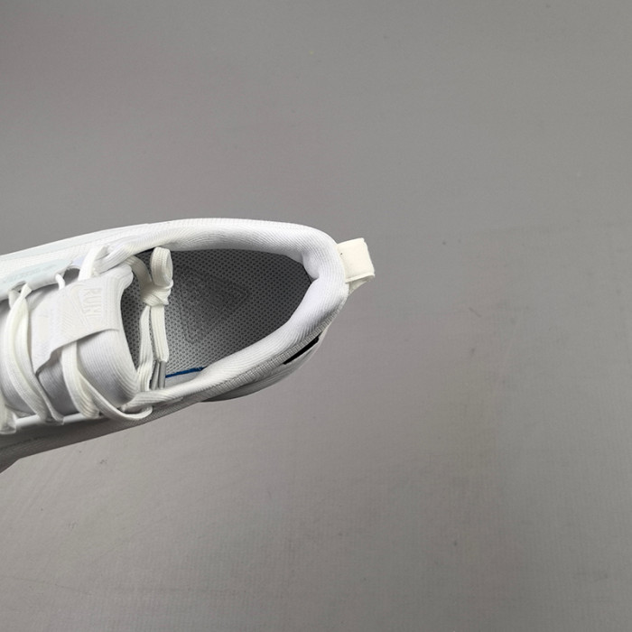 Nike Vomero 18 GTX Men's Road Running Shoes