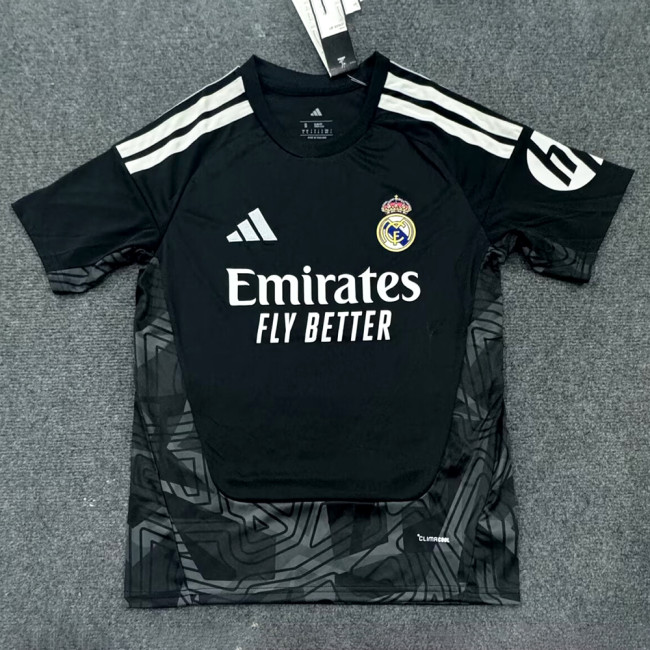 Real Madrid Goalkeeper Men Jersey 26/27
