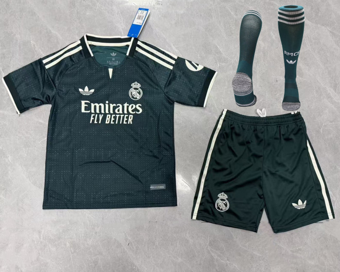 Real Madrid Away Kids Suit & Socks 26/27
