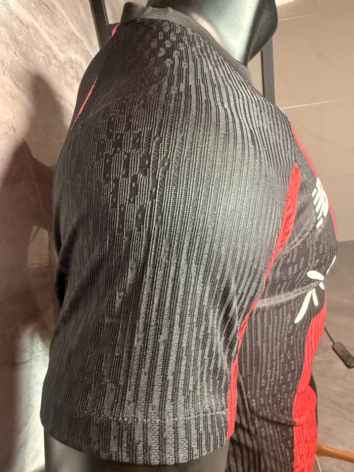Bayer Leverkusen Home Man Player Jersey 26/27
