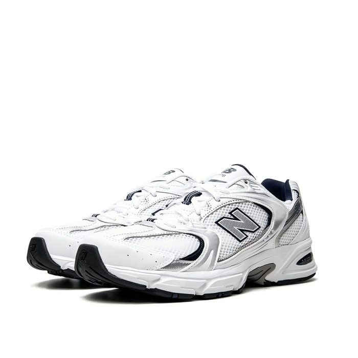 New Balance 530 Black/White sneakers