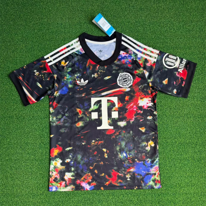 Bayern Munich Oktoberfest Man Jersey 26/27