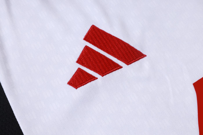 Liverpool Training Jersey 26/27