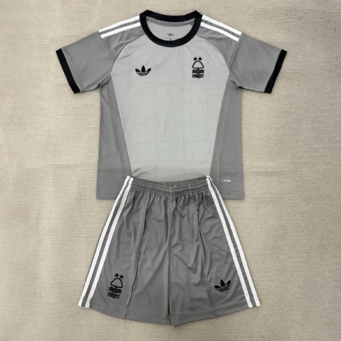 Nottingham Forest Grey Goalkeeper Kids Suit 26/27