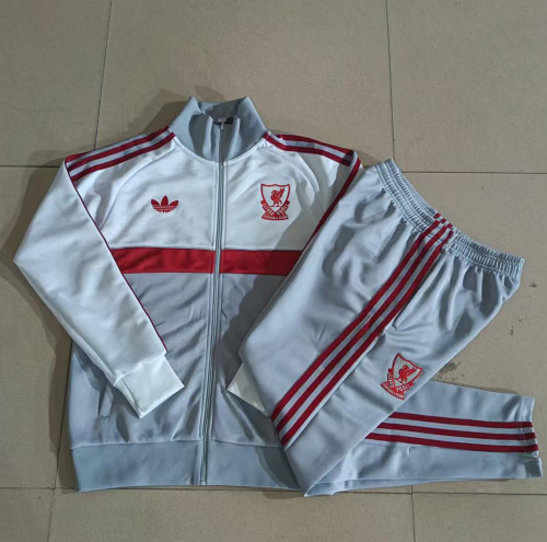 Liverpool Kids Training Suit 26/27