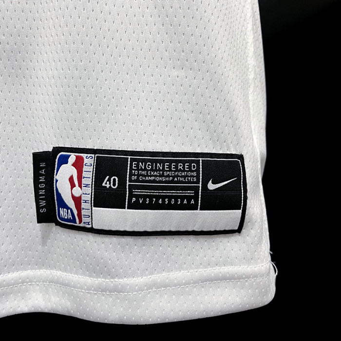 D'Angelo Russell  Los Angeles Lakers Association Edition Swingman Jersey White