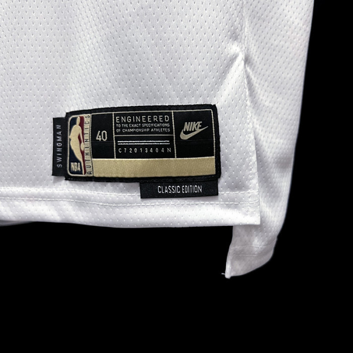 D'Angelo Russell Los Angeles Lakers Classic Edition Swingman Jersey 22/23 White