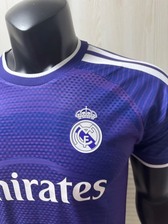 Real Madrid Third Player Men Jersey 27/28