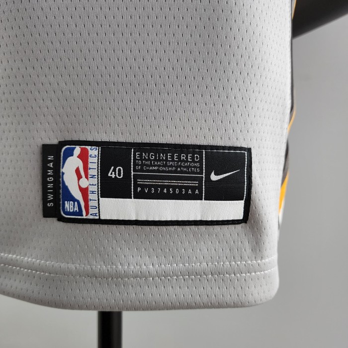 LeBron James Cleveland Cavaliers Grey Swingman Jersey 2018