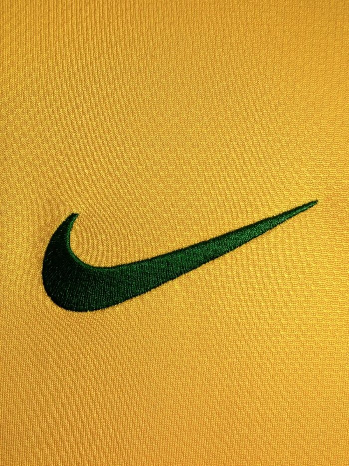 Brazil Home Retro Jersey 2010/11