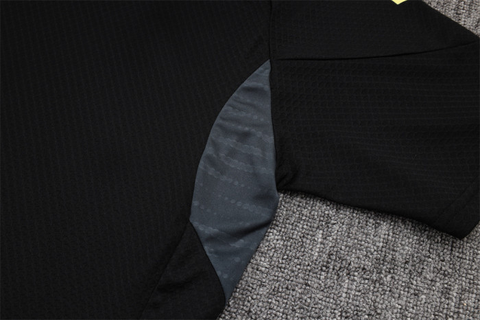 Juventus Training Short Sleeve Suit 25/26