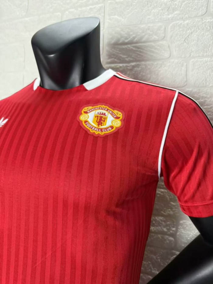 Manchester United Icons Red Player Jersey 25/26