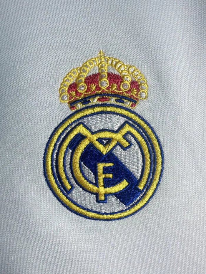 Real Madrid Home Long Sleeve Retro Jersey 2016/17