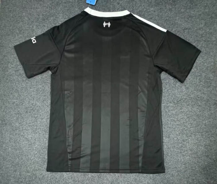 Liverpool Goalkeeper Man Jersey 25/26