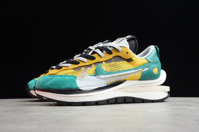 Sacai x Vaporwaffle Green Yellow CI9928-300