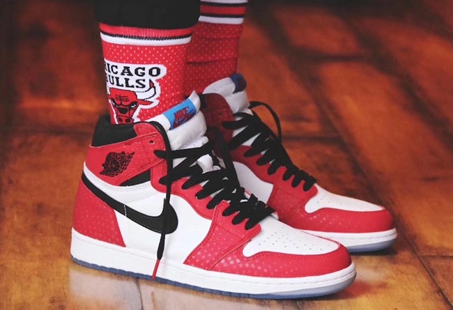 Air Jordan 1 Retro High Spider Man Origin Story 555088-602