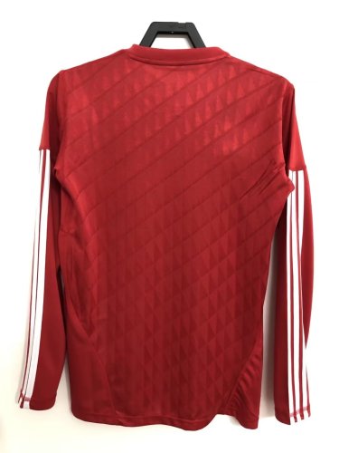 Liverpool Home Long Sleeve Retro Jersey 2010/11