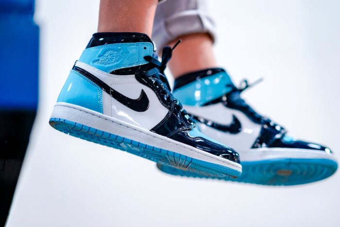 Air Jordan 1 Retro High UNC Patent Leather CD0461-401