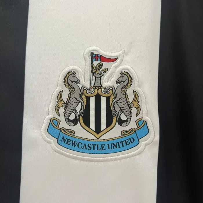 Newcastle United Men's Carabao Cup 2025 Winners Shirt