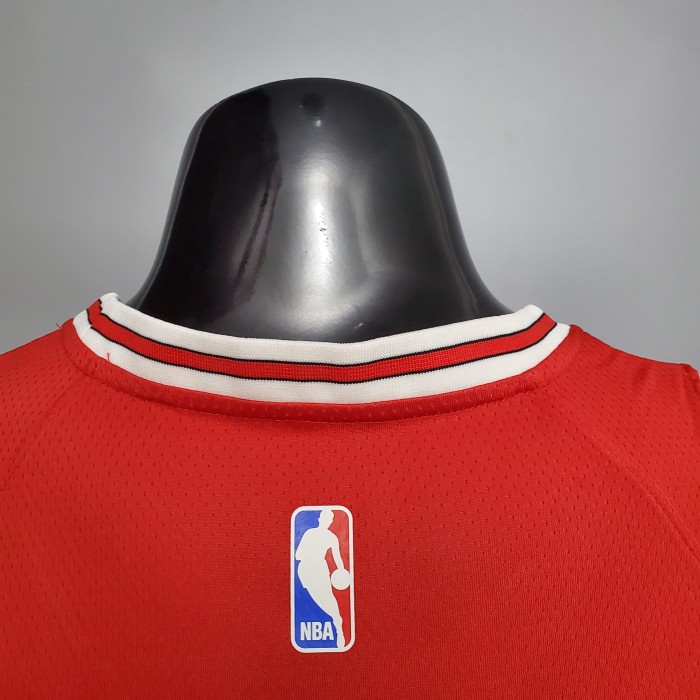 Zach LaVine Chicago Bulls Swingman Jersey Red