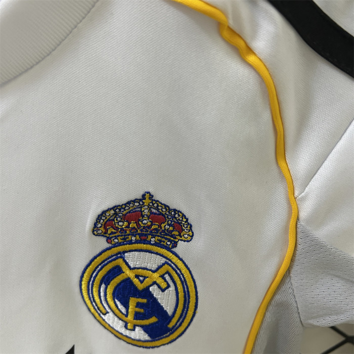 Real Madrid Home Modrić Limited Edition Kids Suit & Socks 25/26