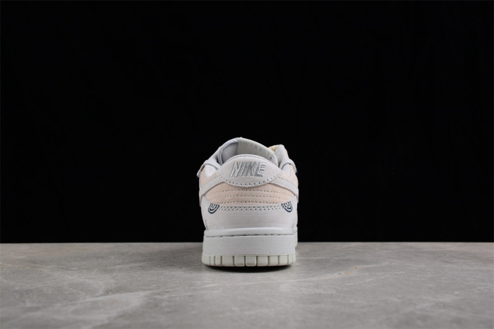 Futura x SB Dunk Low DD8338-001