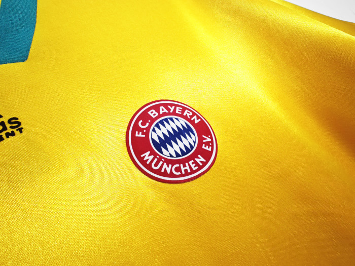 Bayern Munich Away Retro Jersey 1993/95