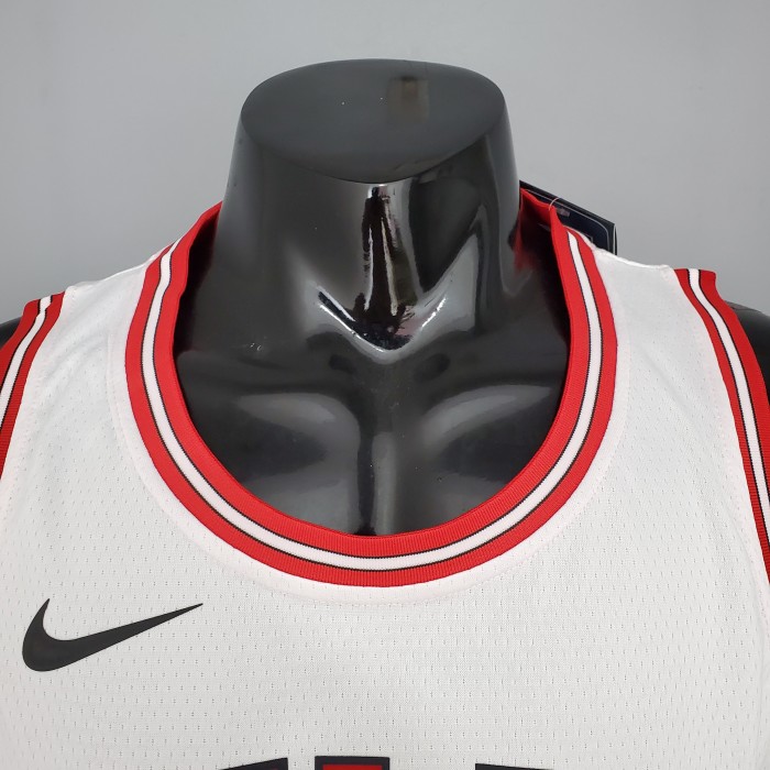 Lonzo Ball Chicago Bulls 75th Anniversary Swingman Jersey White