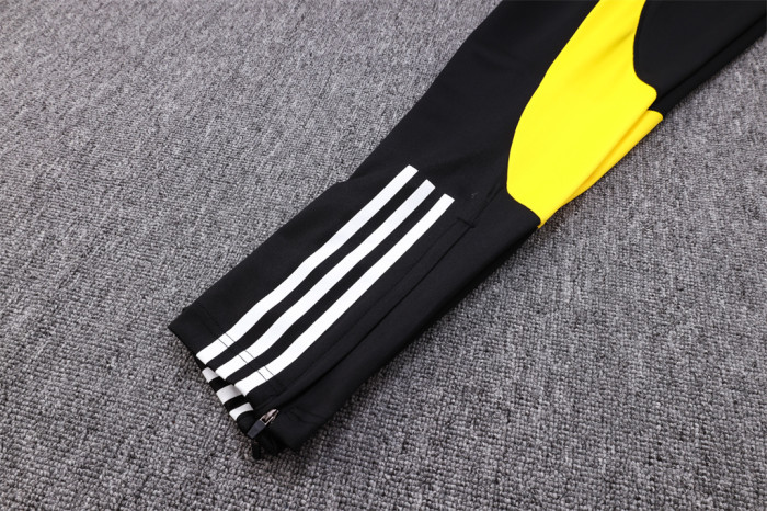 Juventus Training Jacket 23/24