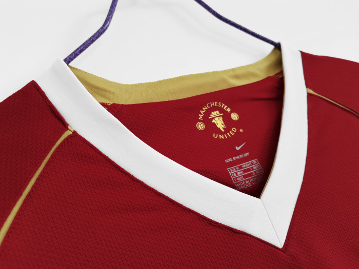 Manchester United Home Long Sleeve Retro Jersey 06/07