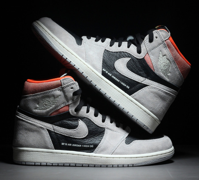Air Jordan 1 Retro High Neutral Grey Hyper Crimson 555088-018