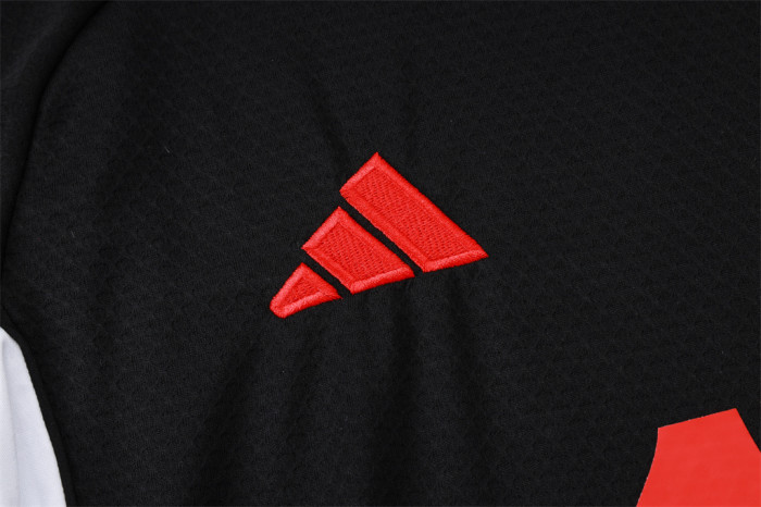 Liverpool Training Short sleeve jersey25/26