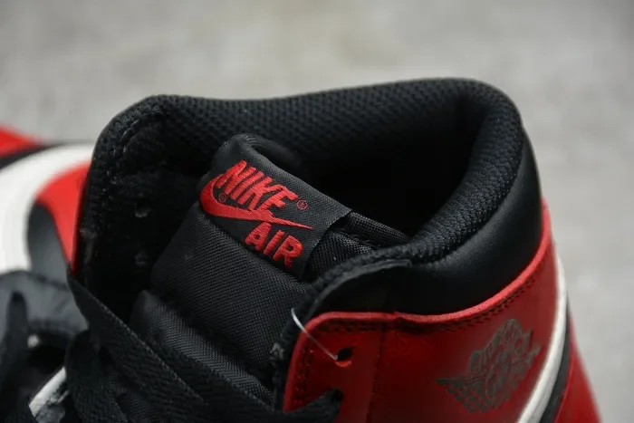 Air Jordan 1 Retro High OG “Bred Toe” 555088-610