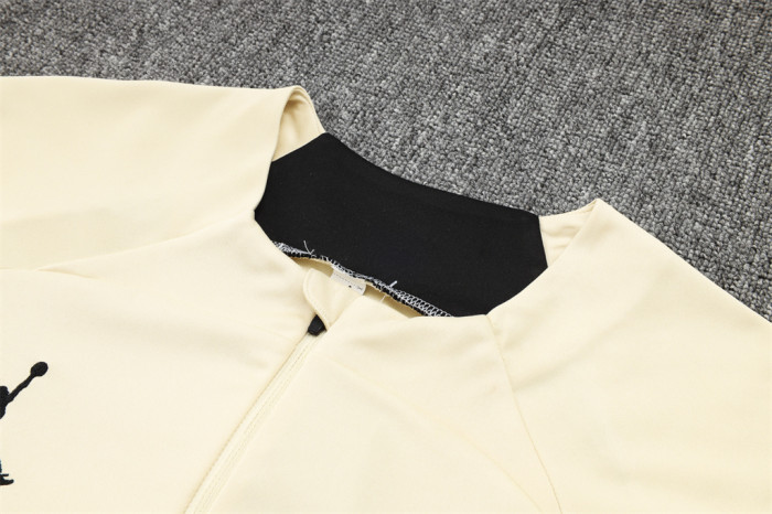 Paris Saint GermainTraining Jersey Suit 23/24