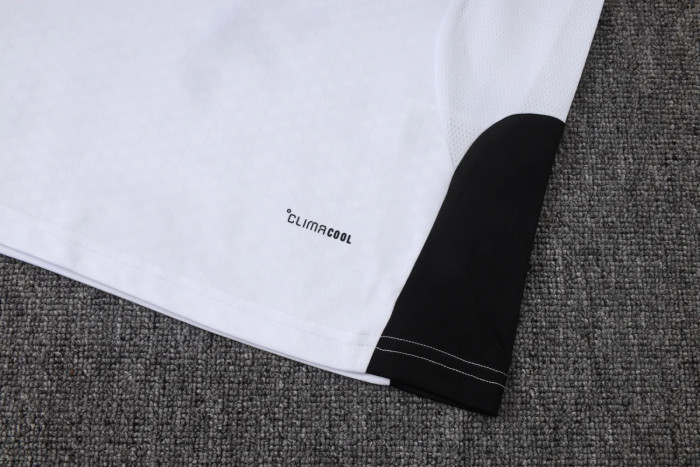 Liverpool Training Short sleeve Suit 26/27