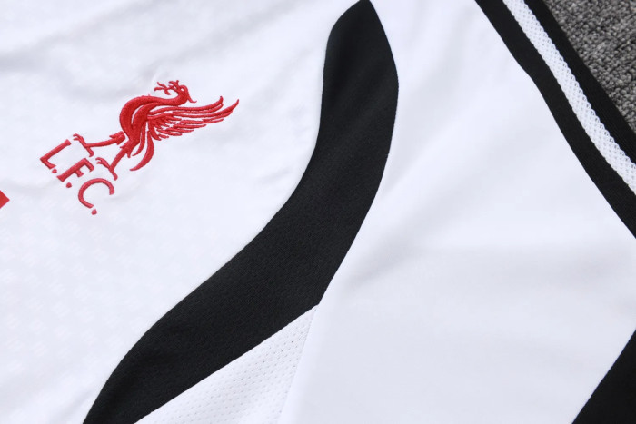 Liverpool Training Short sleeve Suit 26/27