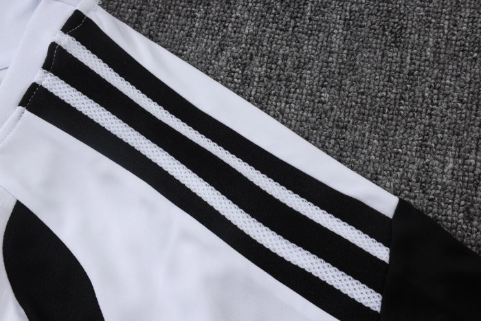 Liverpool Training Short sleeve Suit 26/27