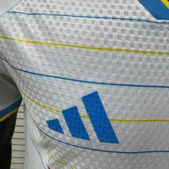 Leeds United Home Player Man Jersey 26/27
