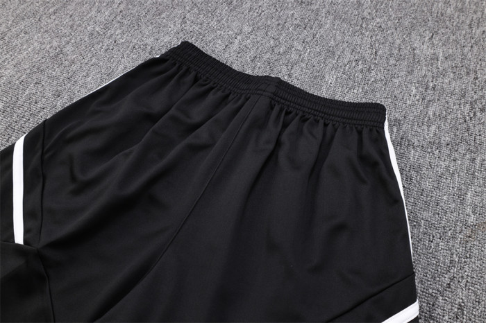 Juventus Training Jersey 23/24