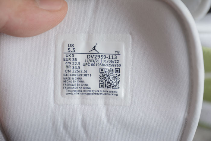 Nike - Air Jordan 1 Mid Green Python