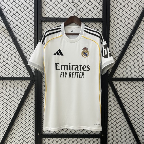 Real Madrid Home Modrić Limited Edition Man Jersey 25/26