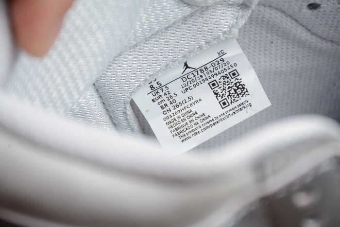 Air Jordan 1 OG CO.JP Neutral Grey DC1788-029