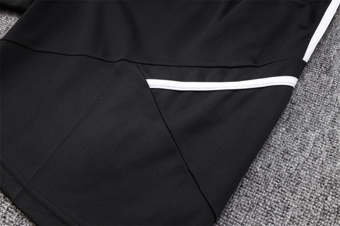 Juventus Training Jersey 23/24